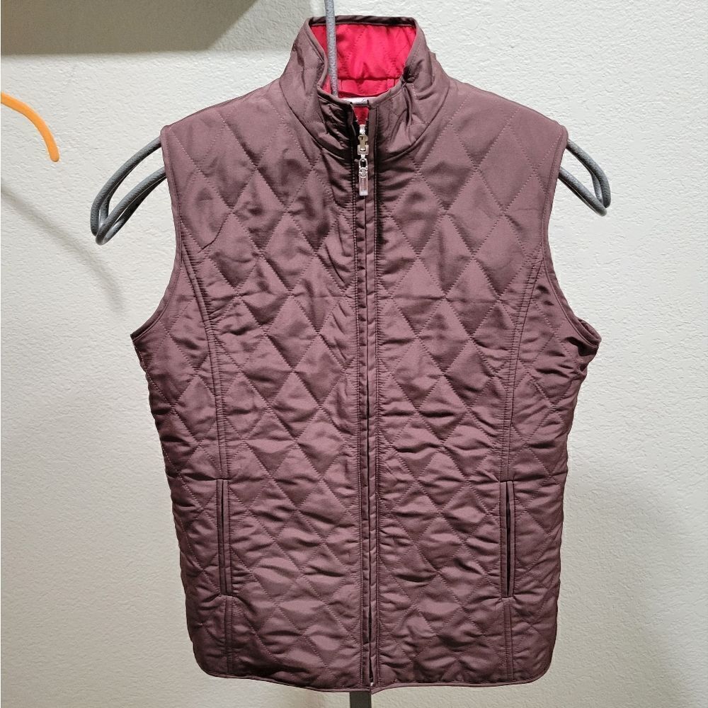 Fairway & Greene brown and red reversible quilted vest